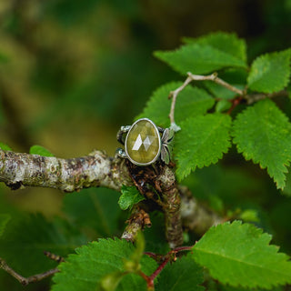 Spring Leaves Ring - Size UK K/US 5.5