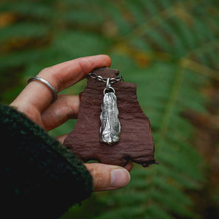 Umbo: Seedkeeper Pendant no.1