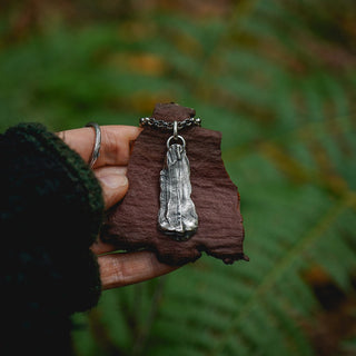 Umbo: Seedkeeper Pendant no.3
