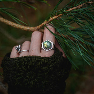 Twilight Ring - UK O/US 7.5