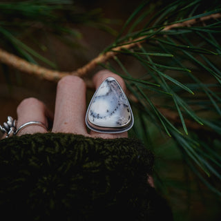 Winter Walks Ring - Size UK N/US 7