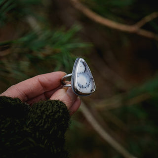 Winter Walks Ring - Size UK N/US 7