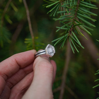 Winter Attunement Ring - Size UK S/US 9.5