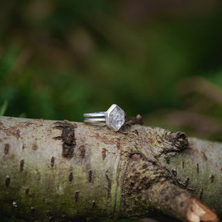 Winter Attunement Ring - Size UK S/US 9.5