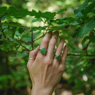Green Glow Ring - Size UK S/US 9.5