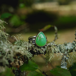 Green Glow Ring - Size UK S/US 9.5