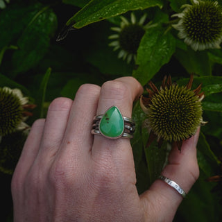 Green Glow Ring - Size UK S/US 9.5