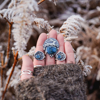 Winter Pod Ring - Size UK O/US 7.5