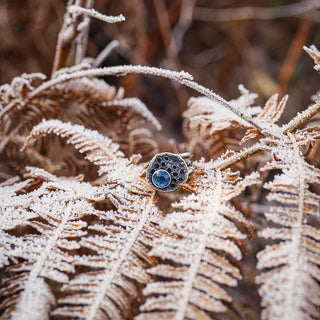 Winter Pod Ring - Size UK O/US 7.5
