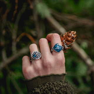 Winter Pod Ring - Size UK N/US 7