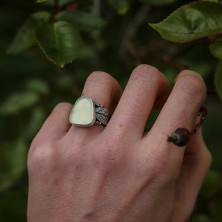 Spring Leaves Ring - Size UK K/US 5.5